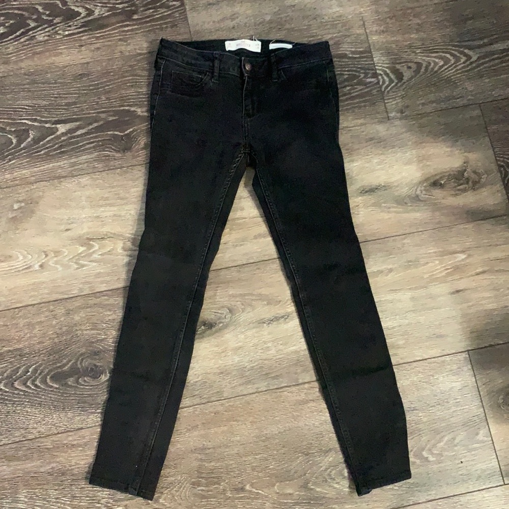 Hollister jeans 3s 26x28